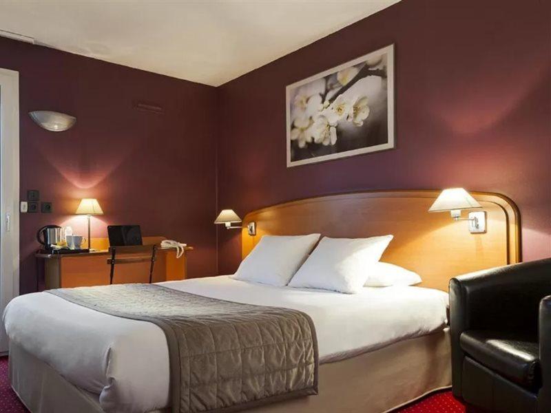 Sky Hotel Goussainville Charles De Gaulle المظهر الخارجي الصورة