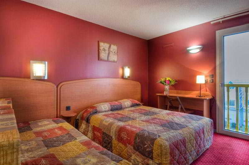 Sky Hotel Goussainville Charles De Gaulle المظهر الخارجي الصورة