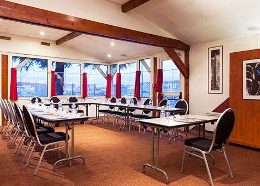 Sky Hotel Goussainville Charles De Gaulle المرافق الصورة
