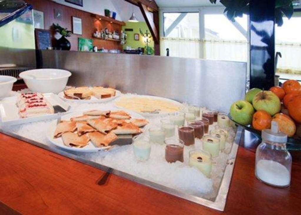 Sky Hotel Goussainville Charles De Gaulle المطعم الصورة