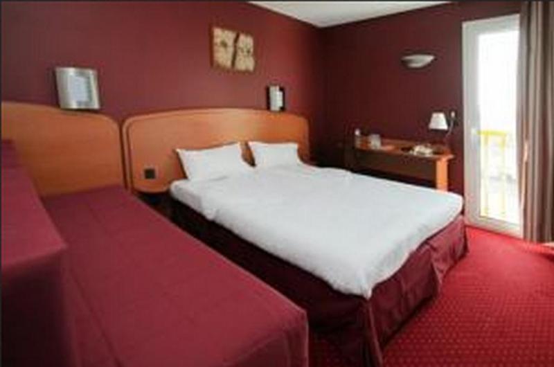 Sky Hotel Goussainville Charles De Gaulle المظهر الخارجي الصورة