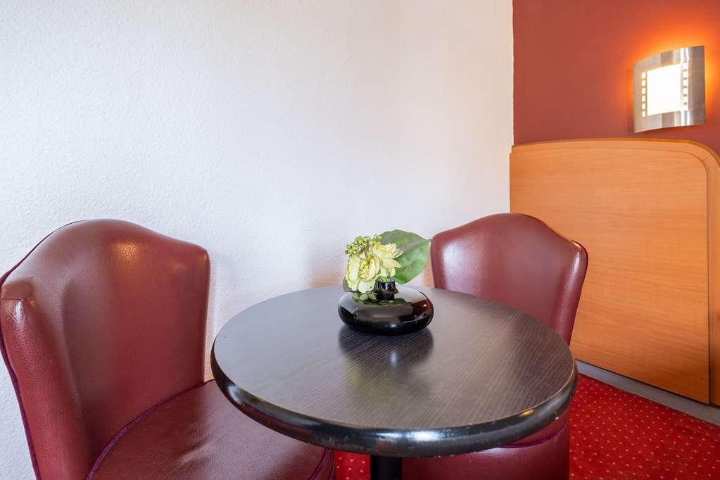 Sky Hotel Goussainville Charles De Gaulle الغرفة الصورة